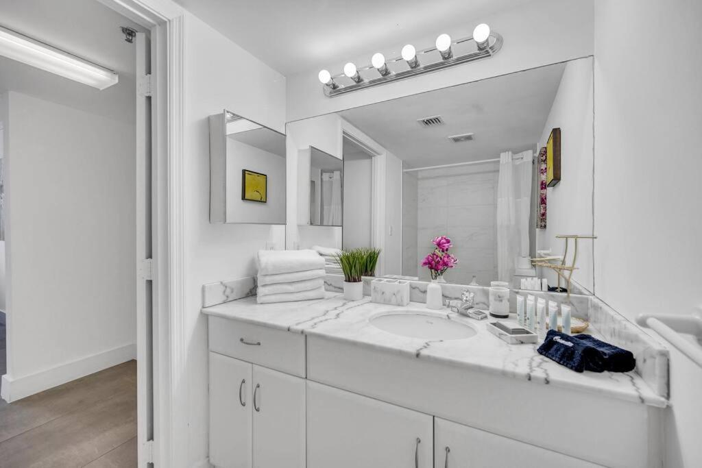 Apartamento 37th Floor Amazing Spacious Unit With Parking Miami